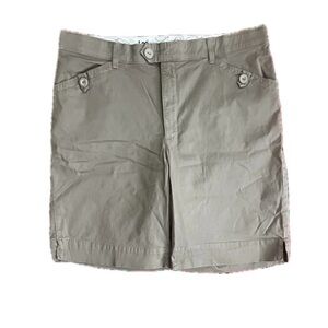 Lee Women’s Khaki Bermudas